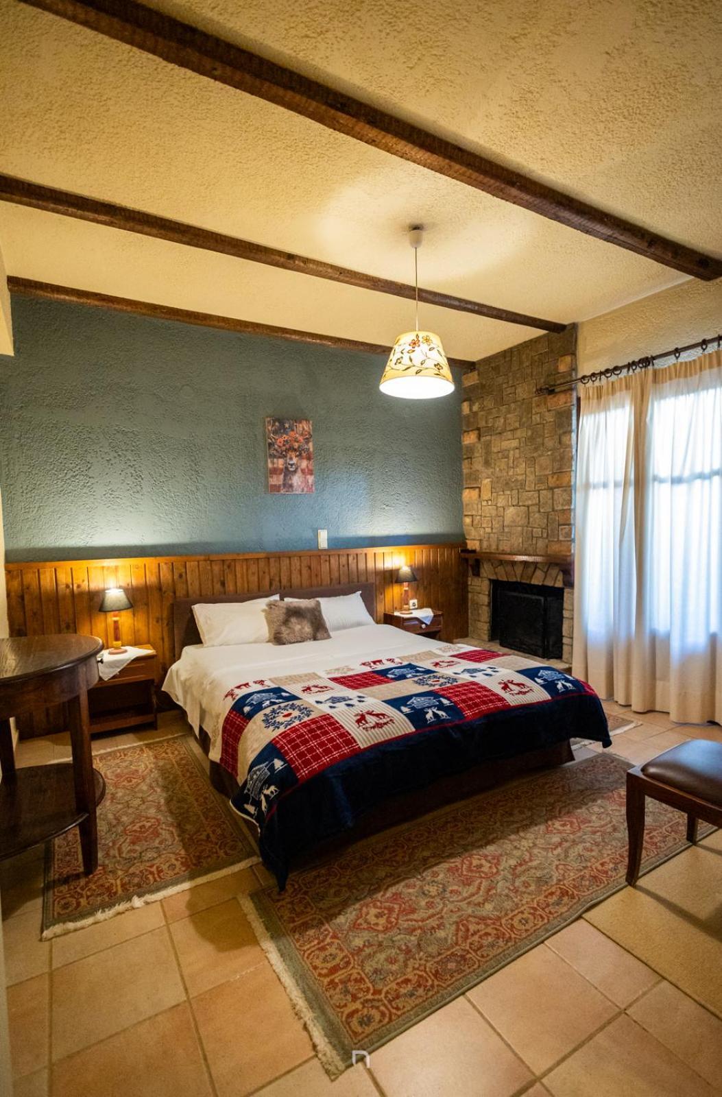 Fanaras Hotel カラブリタ エクステリア 写真